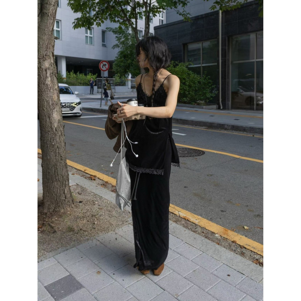Twins 🇰🇷 韓國代購 東大門 正韓 早秋款 蕾絲拼接長版背心-細節圖8