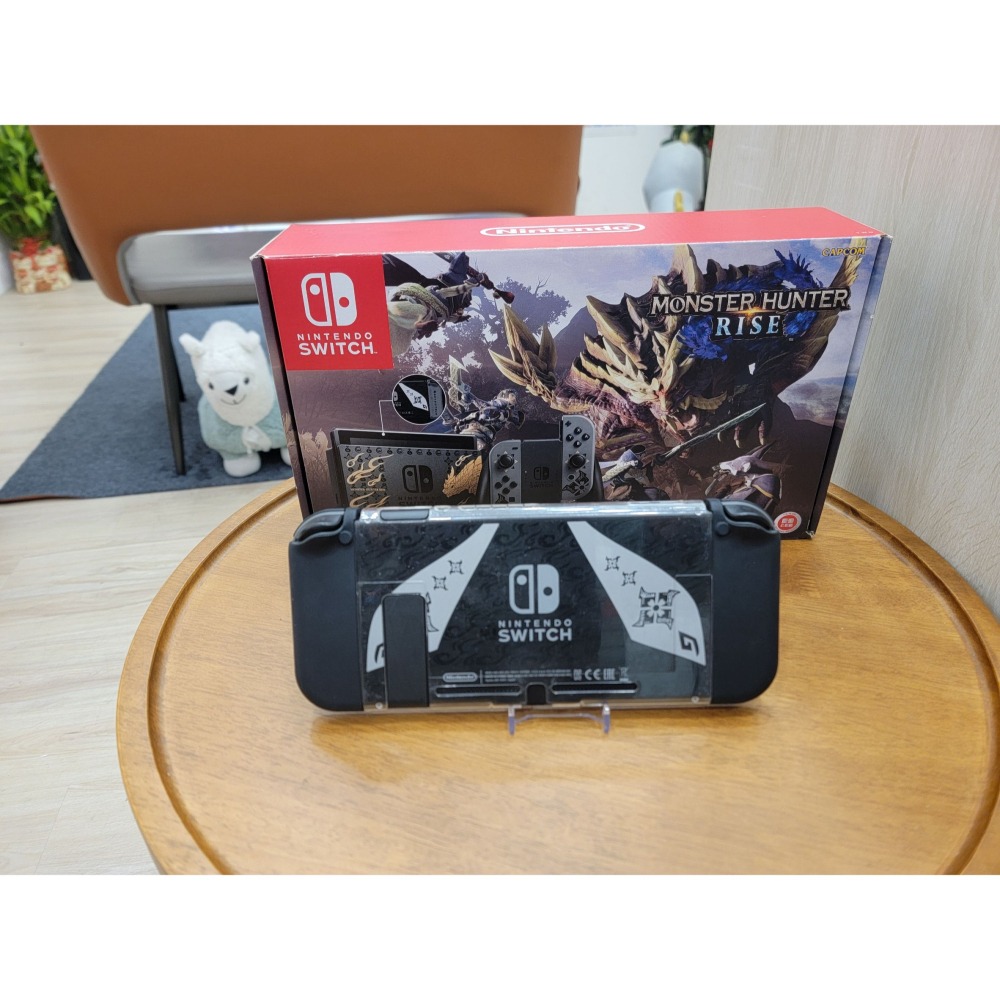【中古/二手】Nintendo Switch 主機 (電力加強版台灣公司貨) -魔物獵人特仕版-細節圖3