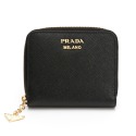 【PRADA 普拉達】 PRADA 對開短夾/ ㄇ拉短夾 /後扣式拉鍊短夾  __DVSHOP 保證正貨 台灣現貨不用等-規格圖4