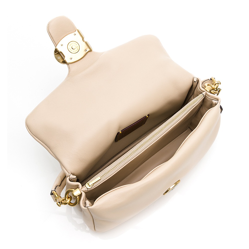 【COACH 蔻馳】 COACH PILLOW TABBY 18 手提/斜背包  __DVSHOP保證正貨台灣現貨不用等-細節圖6