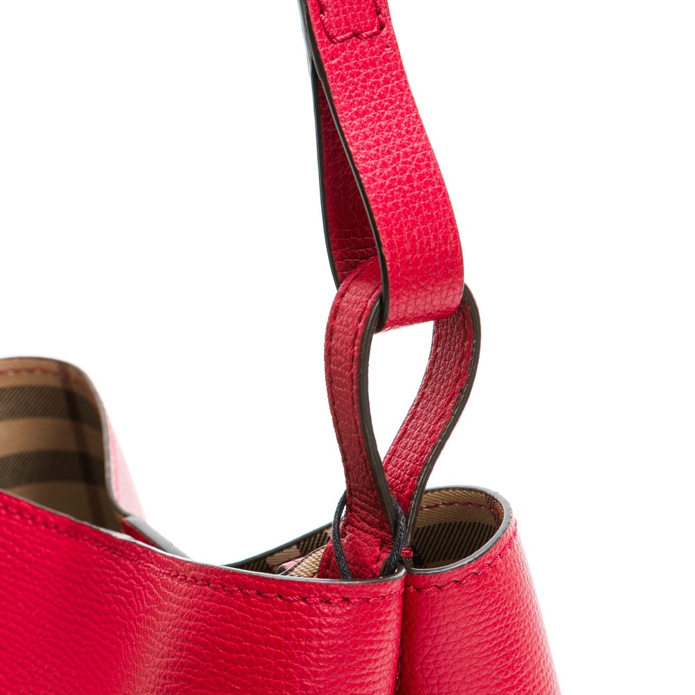 BURBERRY 巴寶莉 素面壓紋水桶包 內格紋__ DVSHOP 保證正貨 台灣現貨不用等-細節圖4