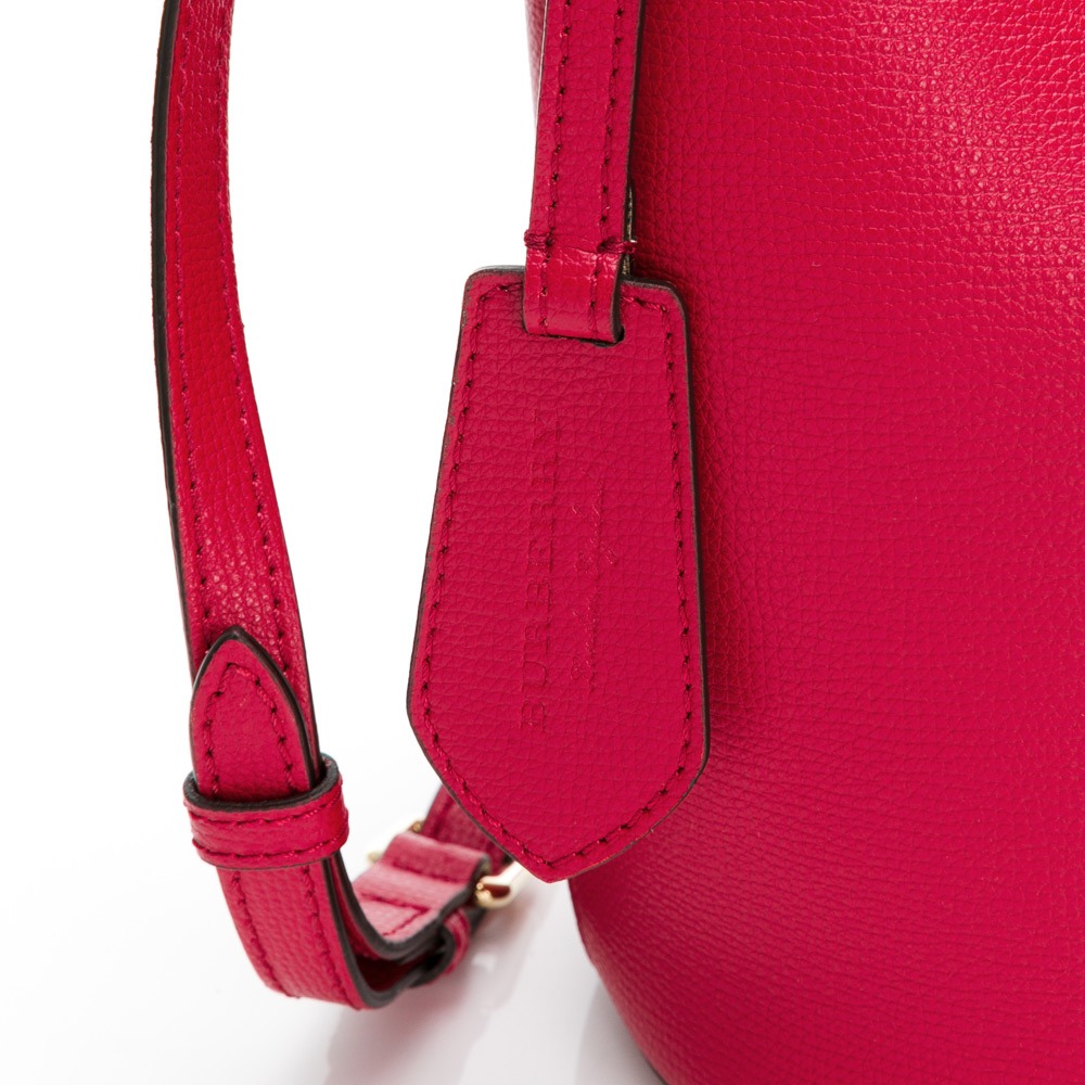 BURBERRY 巴寶莉 素面壓紋水桶包 內格紋__ DVSHOP 保證正貨 台灣現貨不用等-細節圖5