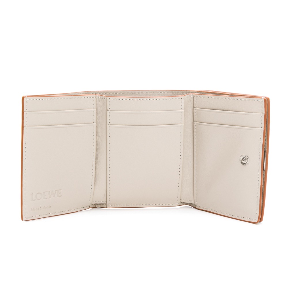 【LOEWE 羅威】 LOEWE 銀翻釦三折短夾 (淺棕色)   __DVSHOP 保證正貨 台灣現貨不用等-細節圖4