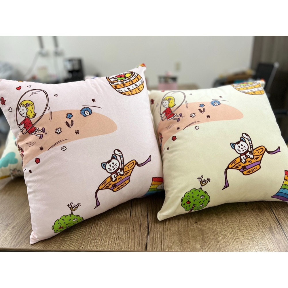 【雅各Jacob ＆創意小物抱枕】台灣現貨，獨家開版｜台灣設計師系列抱枕套，一入五顆含枕心！-細節圖2