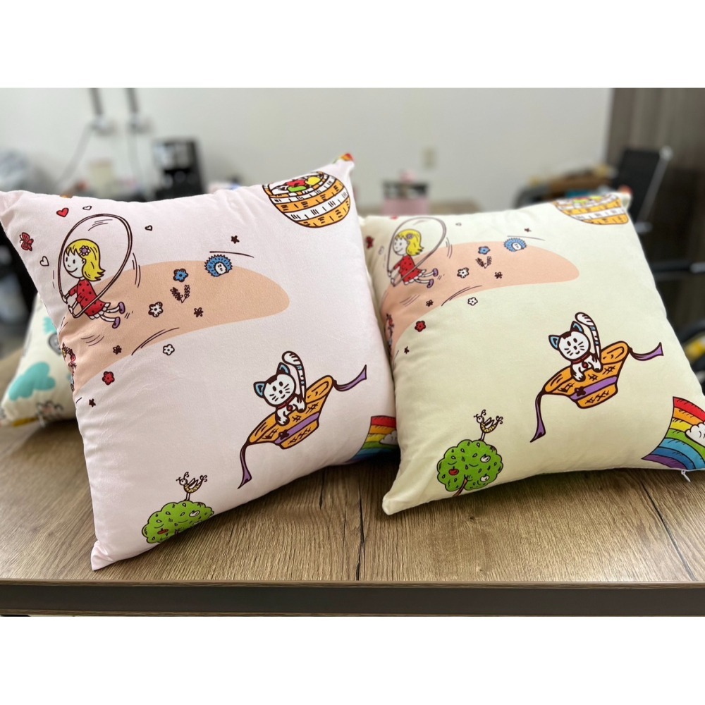 【雅各Jacob ＆創意小物抱枕】台灣現貨，獨家開版｜台灣設計師系列抱枕套，一入五顆含枕心！-細節圖5