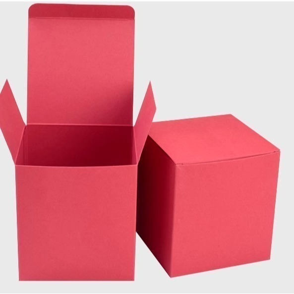 紅色卡紙盒 插口盒 包裝盒 出貨紙盒 包裝材料 素色紙盒【現貨】正方形 禮物盒 寄件盒 飾品盒 物流紙盒【10個一組】-細節圖3