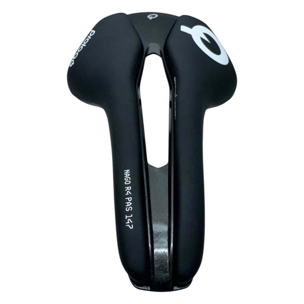 PROLOGO 2024 新款坐墊 PAS 147mm Nago R4 TEAM 碳纖弓坐墊 245x147 mm-細節圖6