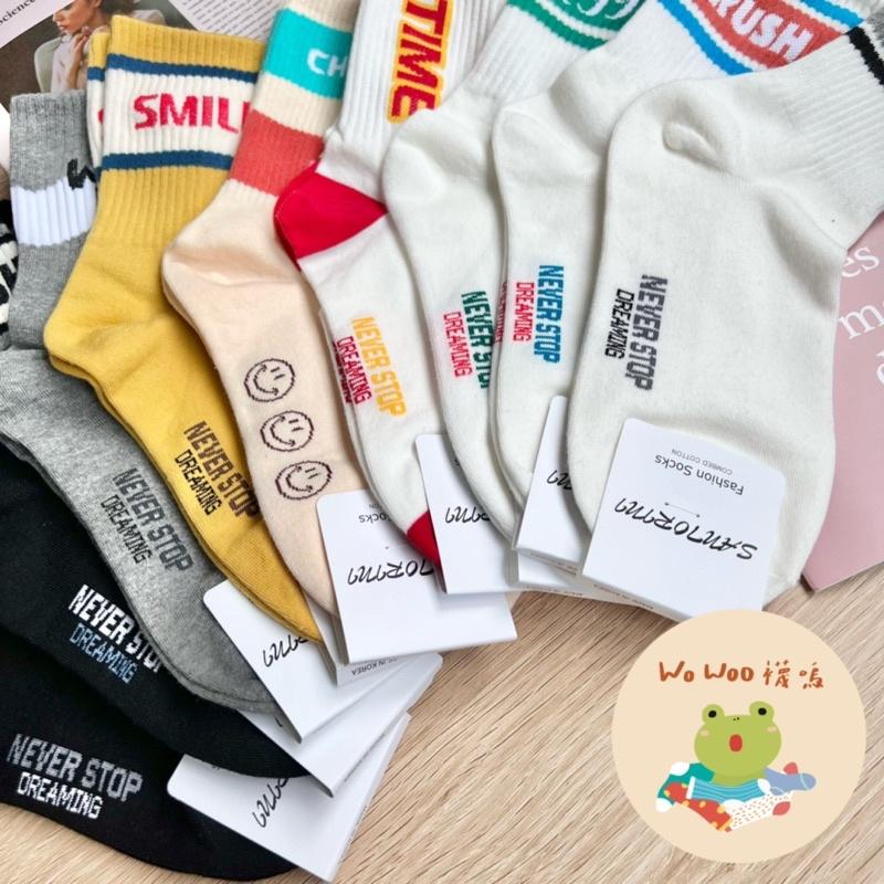 wowoo襪嗚▸潮流襪口英文中筒襪 韓國襪子-細節圖2