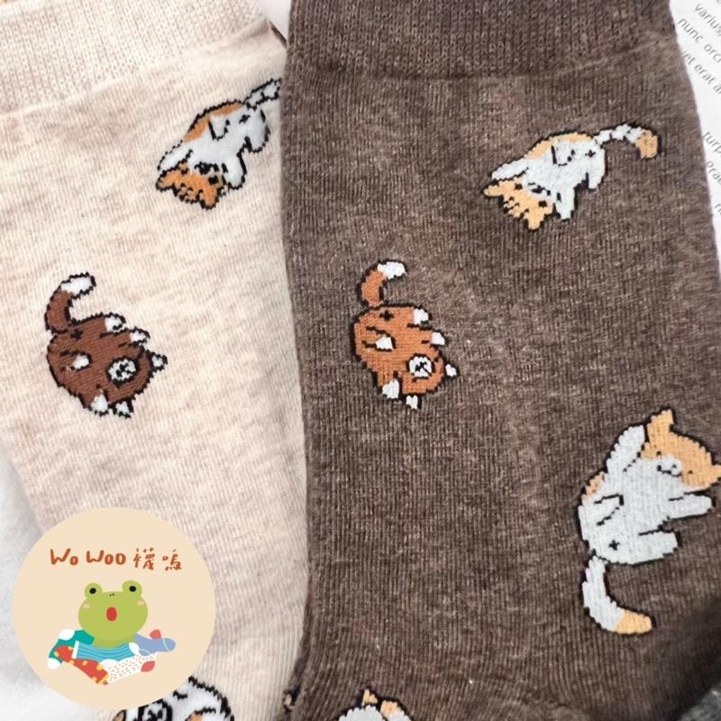 wowoo襪嗚▸ 滿版翻肚貓咪中筒襪 韓國襪子-細節圖3
