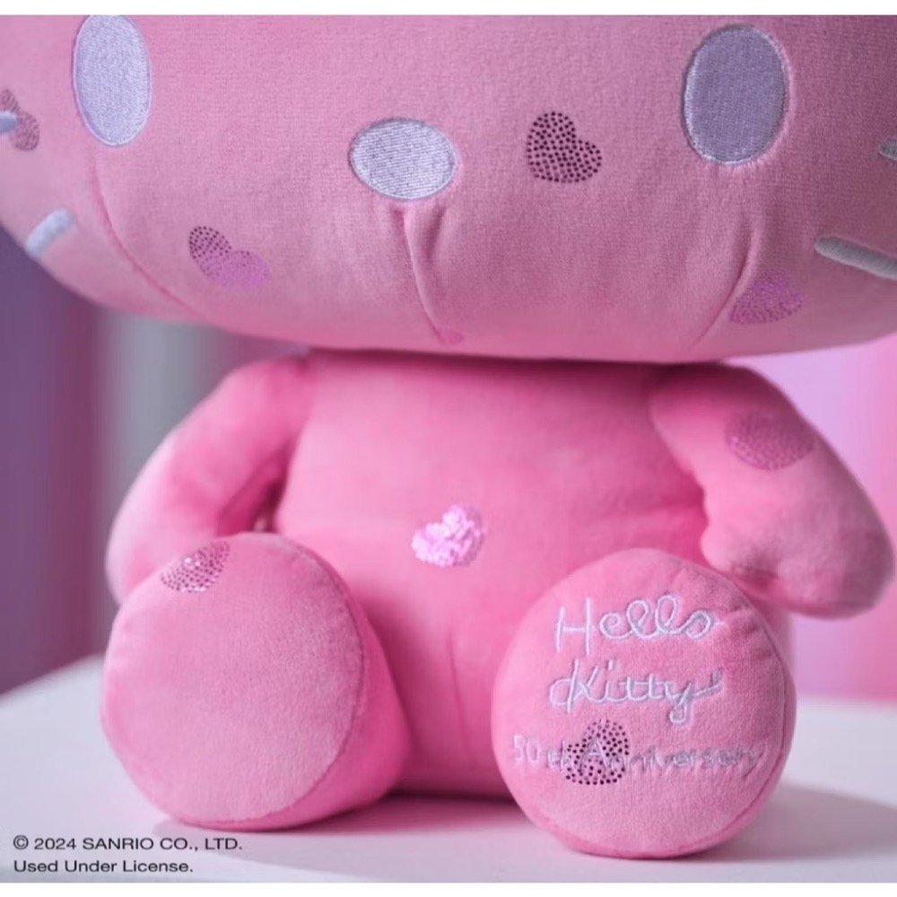 美國HELLO KITTY凱蒂貓50週年限定版粉紅抱抱娃娃 玩偶 布偶 玩具 生日禮物 聖誕禮物 情人節禮物-細節圖3