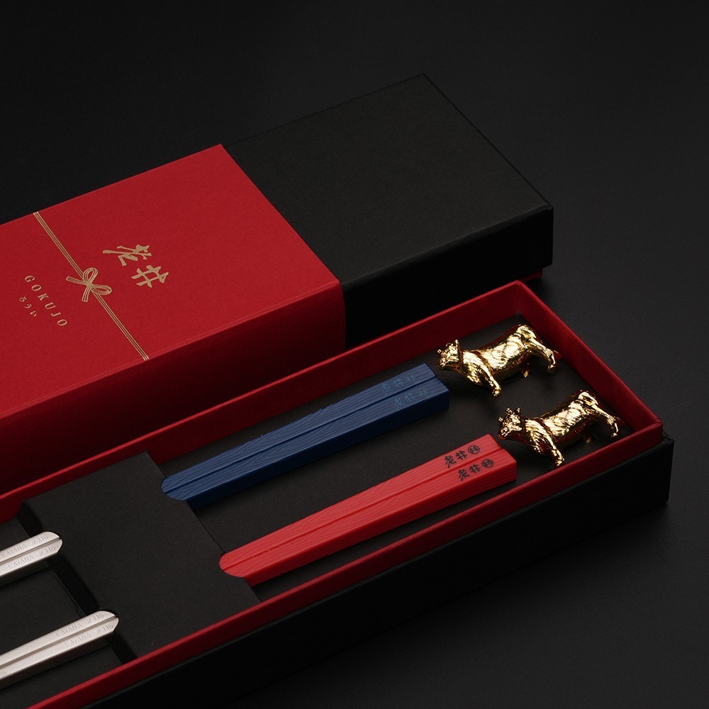 【台灣第一筷】夫妻筷/夫婦箸 金牛款~情人節 新婚 結婚 禮物(含餐飲集團$100現金折價卷)-細節圖3