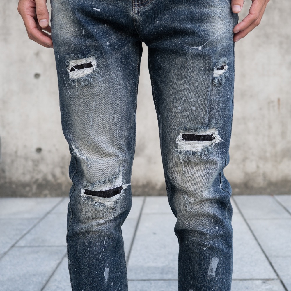 【CH】街頭迷霧潑漆破洞中藍牛仔長褲 立體剪裁 顯瘦褲 高彈性 破壞牛仔褲 破褲 水洗牛仔褲 89 男生長褲#41038-細節圖7