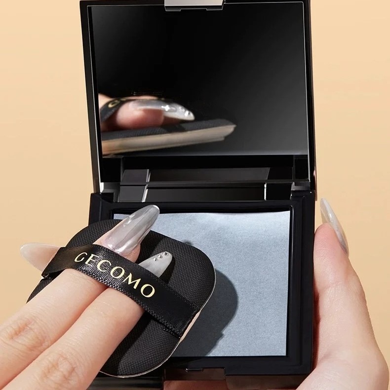 MIC｜GECOMO 格蒙 粉撲式吸油面紙 不破壞妝容 吸油面紙 自帶鏡子 夏天必備 男女適用｜smnida美妝｜-細節圖2