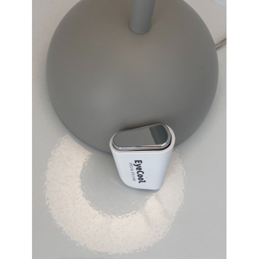 EyeCool｜迷你溫感眼部按摩機 溫感 震動 舒緩疲勞 小巧攜帶 穴位按摩 眼周 臉部｜smnida美妝｜-細節圖8