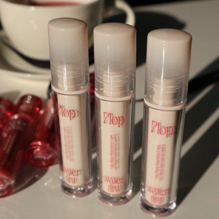 too cool for school｜新款 水潤唇釉 水色 滋潤 色彩濃郁 乾淨光澤 輕盈 保濕｜smnida美妝｜-細節圖2