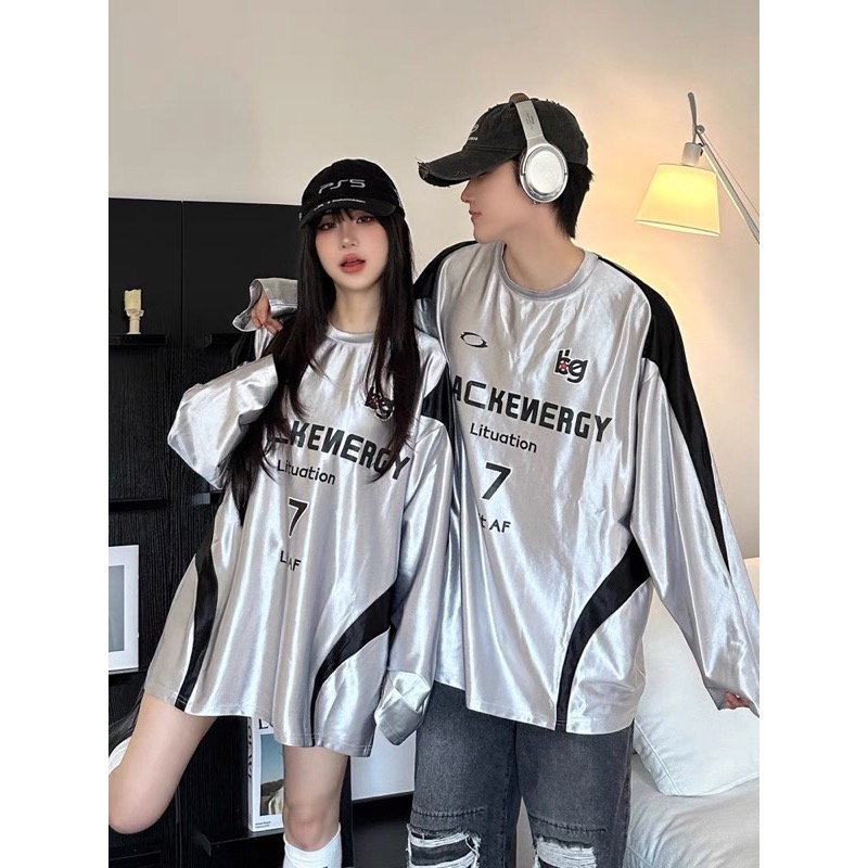 ￼現貨！美式復古🖤光澤感球衣韓團銀色長袖T恤運動風衛衣銀色上衣休閒風球衣長袖T恤潮流new jeans大學t-細節圖8