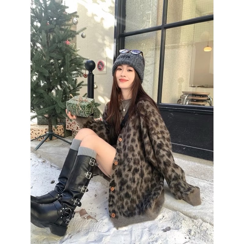 ￼現貨！推薦❤️豹紋毛衣軟糯風開衫毛衣外套韓風豹紋毛衣外套扣子毛衣質感針織外套毛衣豹紋外套毛衣外套針織外套毛衣外-細節圖3