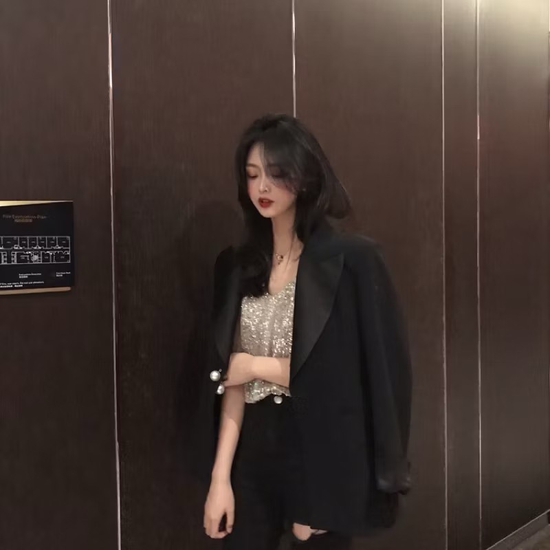 ￼現貨！韓風亮片背心閃亮背心吊帶背心亮片背心吊帶上衣夜店細肩帶背心閃亮亮背心chic活動表演舞團尾牙舞台頒獎閃閃背心-細節圖2