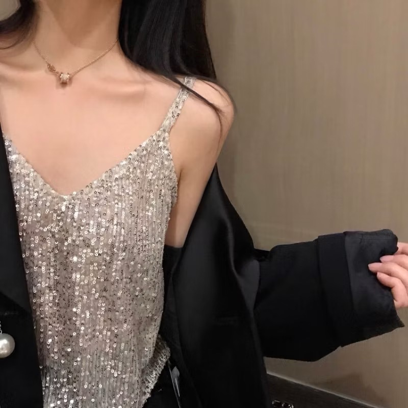 ￼現貨！韓風亮片背心閃亮背心吊帶背心亮片背心吊帶上衣夜店細肩帶背心閃亮亮背心chic活動表演舞團尾牙舞台頒獎閃閃背心-細節圖5