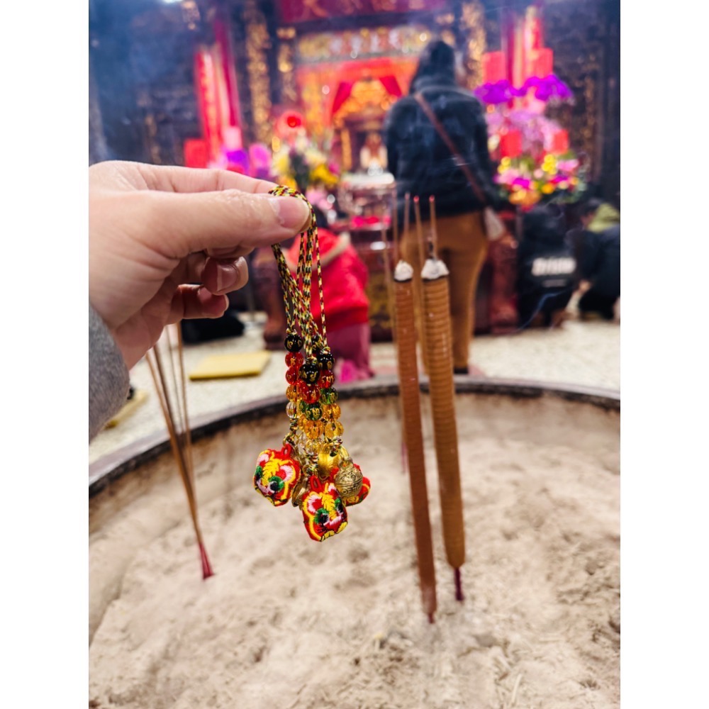 白沙屯媽祖 過香爐 命理師推薦 虎鈴 五色線 吊飾 蛇年化厄 五色六字真言-細節圖3