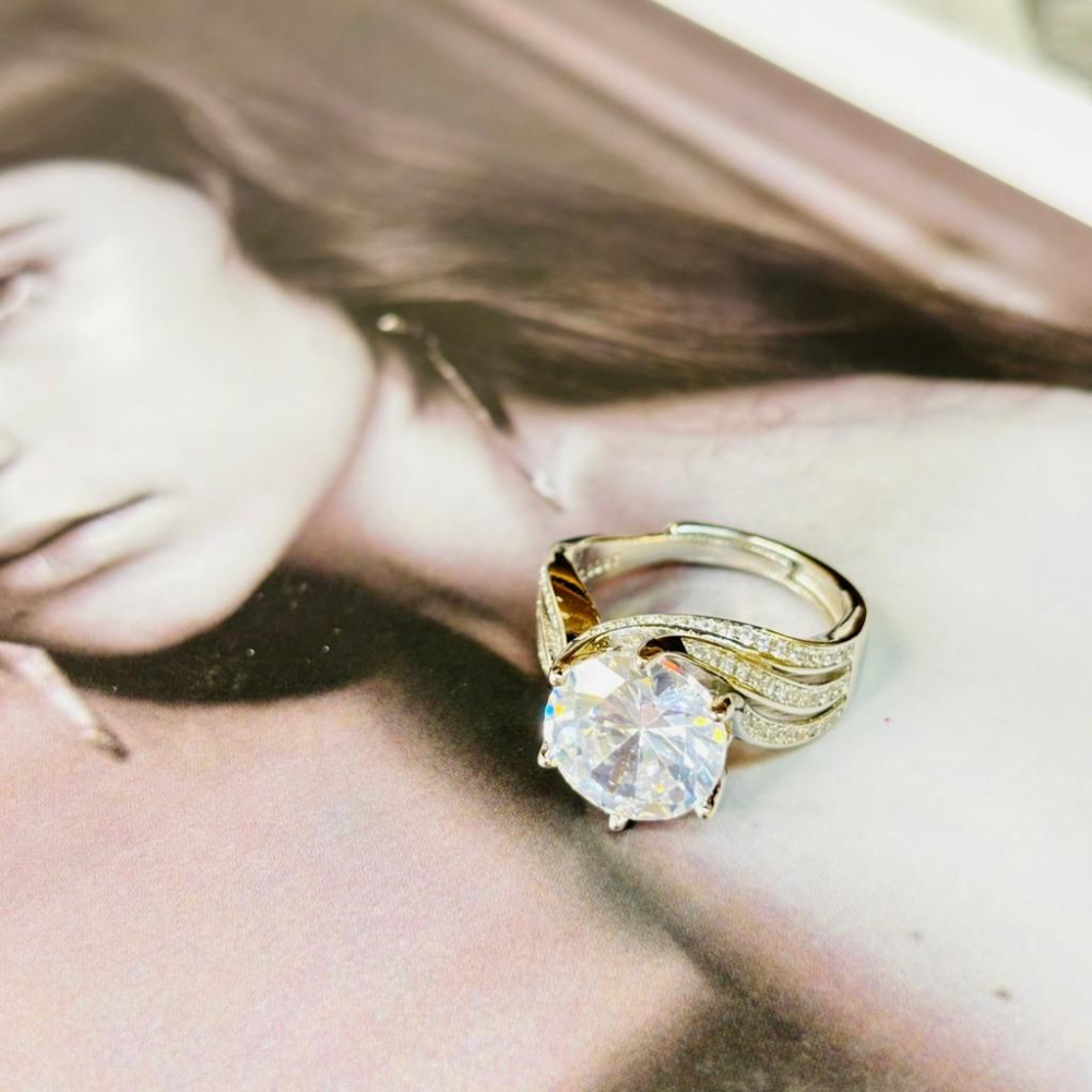 9454MY【小確幸飾品】莫桑鑽S925銀戒指 日韓 輕奢 華麗 白鑽 藍鑽 紫鑽 金色 銀色 可調戒圍-細節圖4