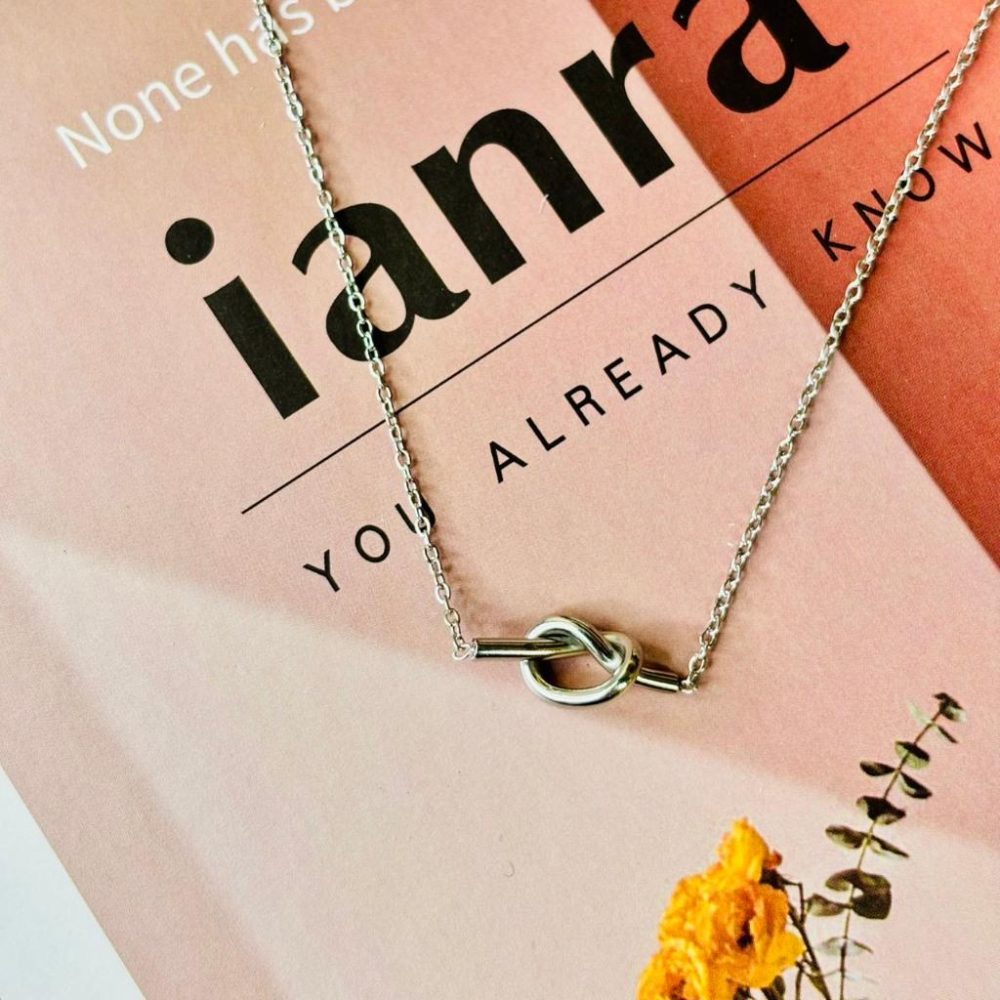 2107MY【小確幸飾品】鈦鋼項鍊 鈦鋼 醫療鋼 抗過敏 不褪色 防水 耐磨 質感 銀色 白鋯 幸運結 海藍水滴-細節圖5