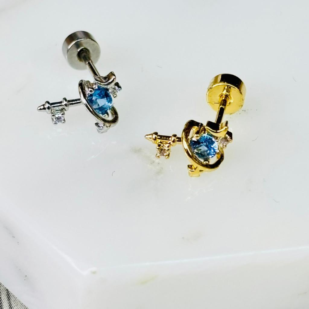 【小確幸飾品】醫療鋼鎖珠造型耳釘 貼耳 輕奢 日韓 百搭 金 銀 三角 花花 芒星 大芒星 星球鑰匙-細節圖4