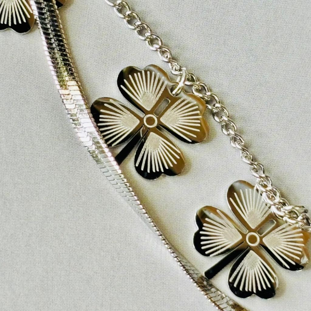 3132MY【小確幸飾品】鈦鋼手鍊 鈦鋼 醫療鋼 抗過敏 不褪色 防水 耐磨 銀色 雙鍊 四葉草 芒星-細節圖2