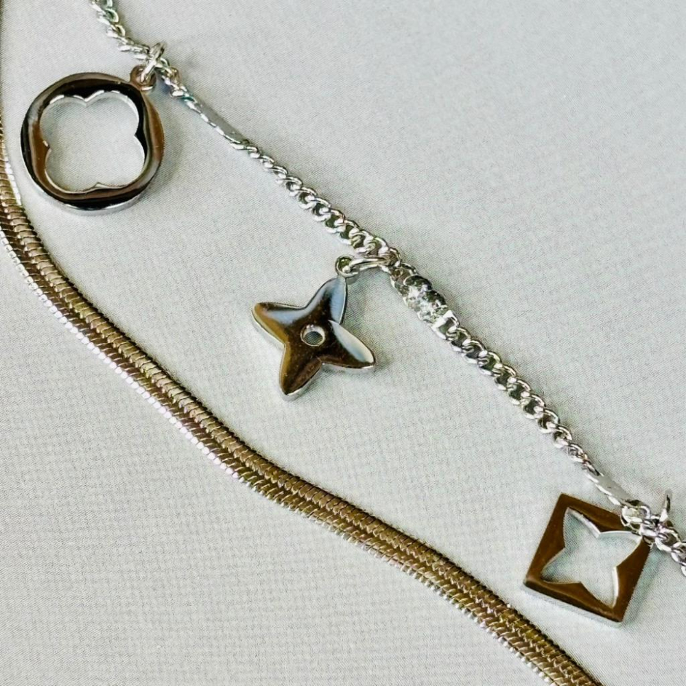 3132MY【小確幸飾品】鈦鋼手鍊 鈦鋼 醫療鋼 抗過敏 不褪色 防水 耐磨 銀色 雙鍊 四葉草 芒星-細節圖3