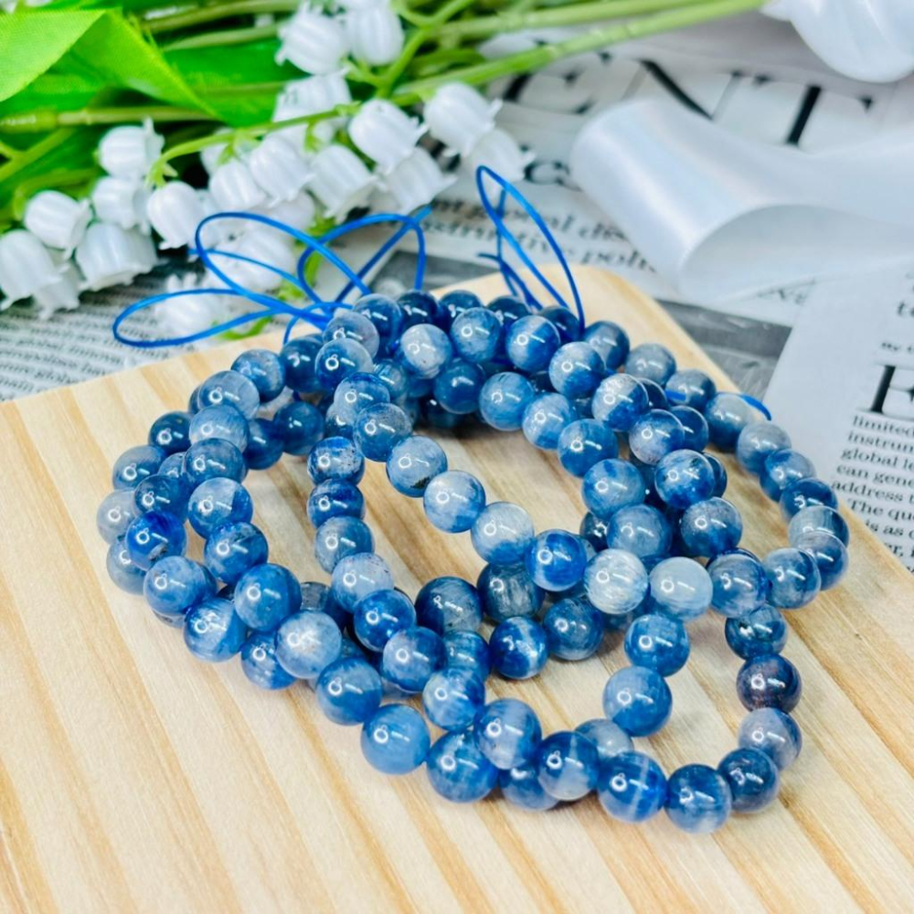 8333MY【小確幸飾品】藍晶石手串 藍晶石 察覺之石 五行水能量 眉心輪喉輪療癒 天然礦石-細節圖2