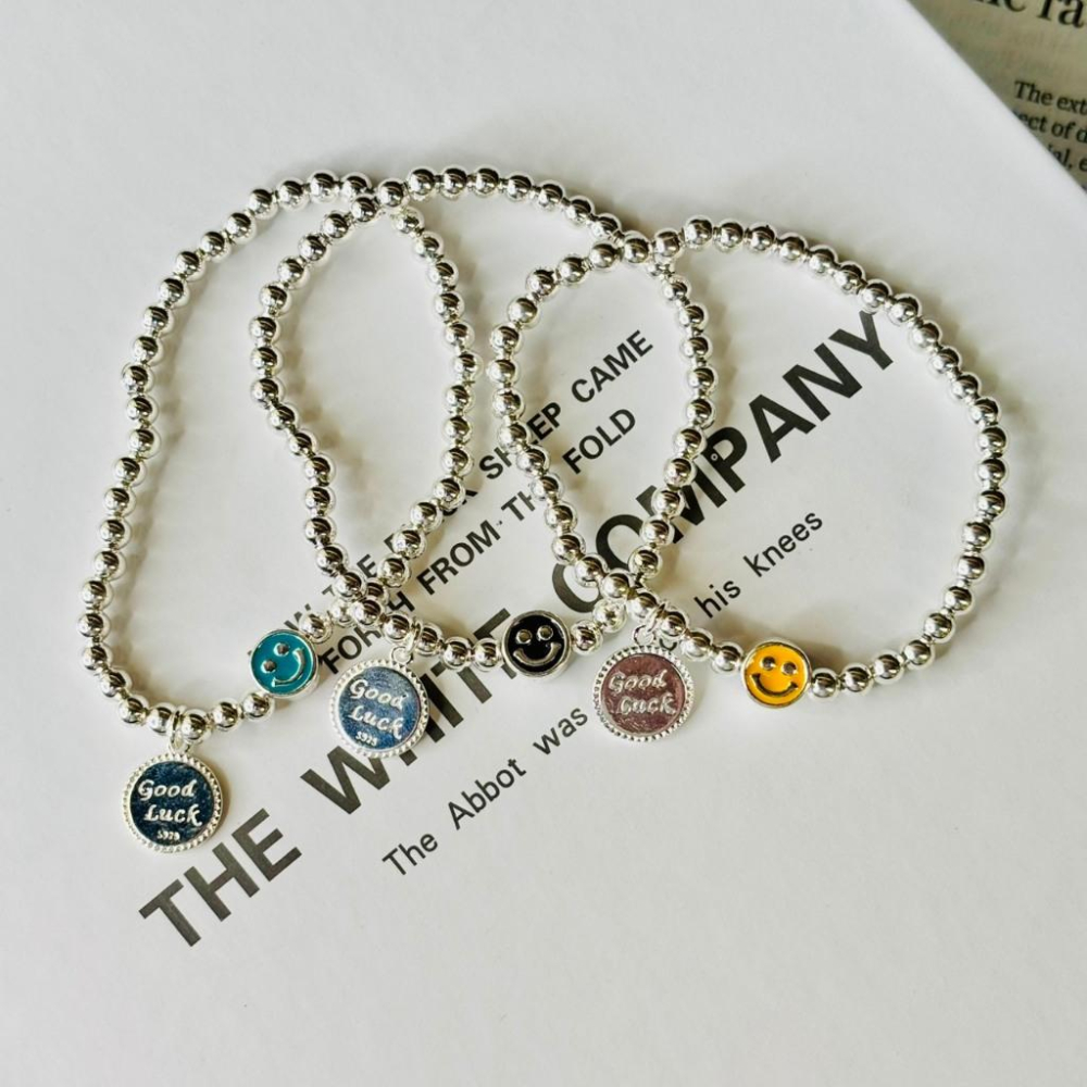 3004DE【小確幸飾品】彈力繩手環 流行 質感 氣球狗狗 笑臉 貝珠 金色 黃色 黑色 美拉德綠-細節圖3