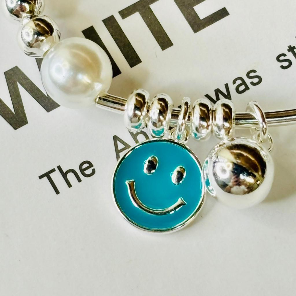 3004DE【小確幸飾品】彈力繩手環 流行 質感 氣球狗狗 笑臉 貝珠 金色 黃色 黑色 美拉德綠-細節圖8