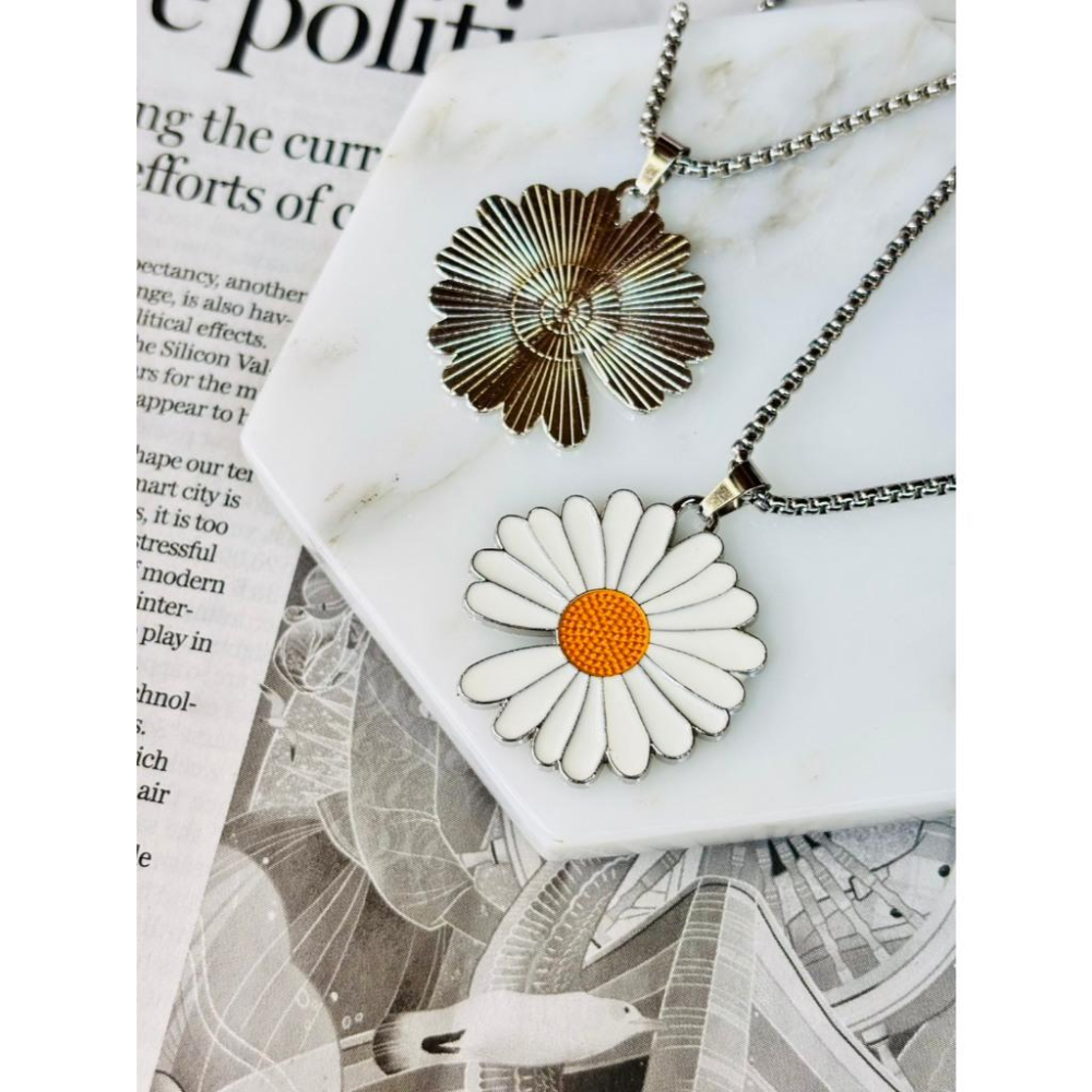 2006MA【小確幸飾品】造型吊墜鈦鋼項鍊 抗過敏 不褪色 旋轉笑臉 雛菊 小蠻腰 幾何方塊 雙鍊 黑色 愛心 字母熊-細節圖4