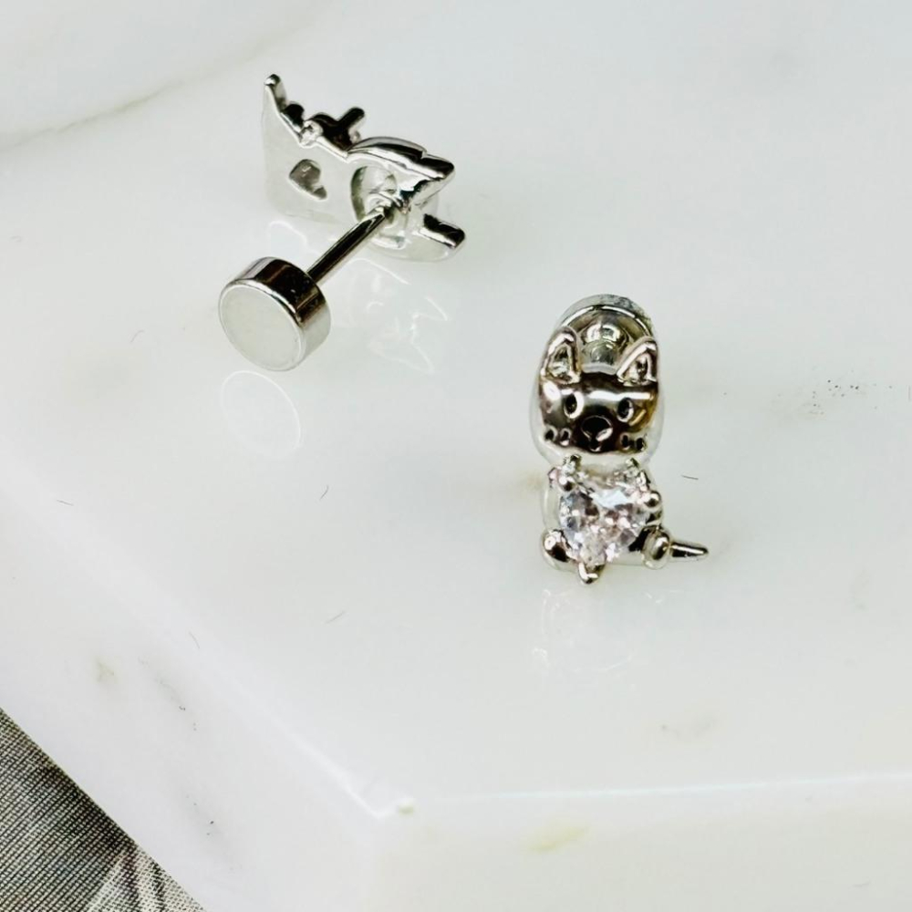 【小確幸飾品】醫療鋼鎖珠造型耳釘 貼耳 輕奢 日韓 百搭 金 銀 白鋯 藍鋯 粉鋯 兔兔 貓咪 柴犬 酒杯-細節圖3