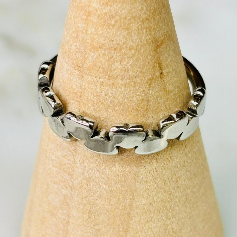 4088MA【小確幸飾品】鈦鋼戒指 抗過敏 不褪色 防水 耐磨 固定戒圍 質感 心跳 愛心 雙心 三心 半圈 正反 鏤空-細節圖7