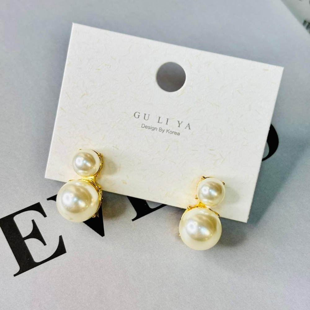 1001AP【小確幸飾品】珍珠耳飾 耳環 耳扣 貝珠 珍珠 金色 巴洛克 雙珠 鈴蘭花 粉滴釉 線條 花籃 圈圈-細節圖2