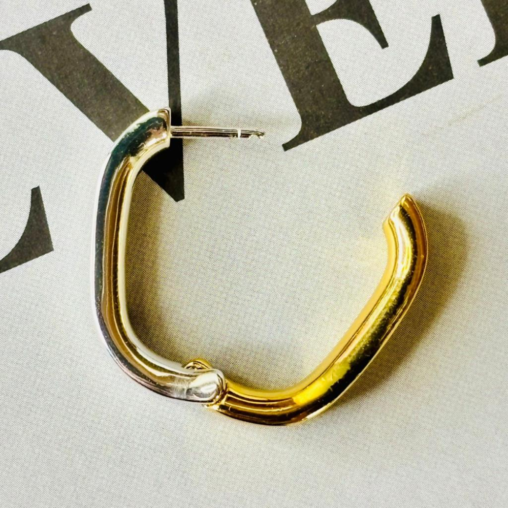 1010AP【小確幸飾品】流行耳飾 耳環 耳扣 金色 銀色 雙C 愛心 水滴 撞色 拉絲 麻花-細節圖5