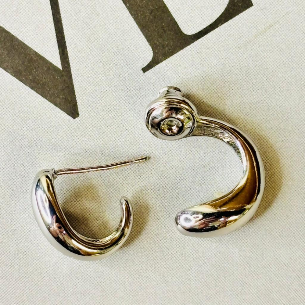 1010AP【小確幸飾品】流行耳飾 耳環 耳扣 金色 銀色 雙C 愛心 水滴 撞色 拉絲 麻花-細節圖9