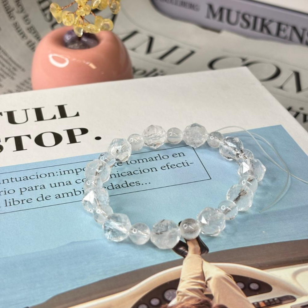 8344AP【小確幸飾品】白水晶鑽切水晶手串 白水晶 五行金能量 頂輪療癒 天然礦石-細節圖2