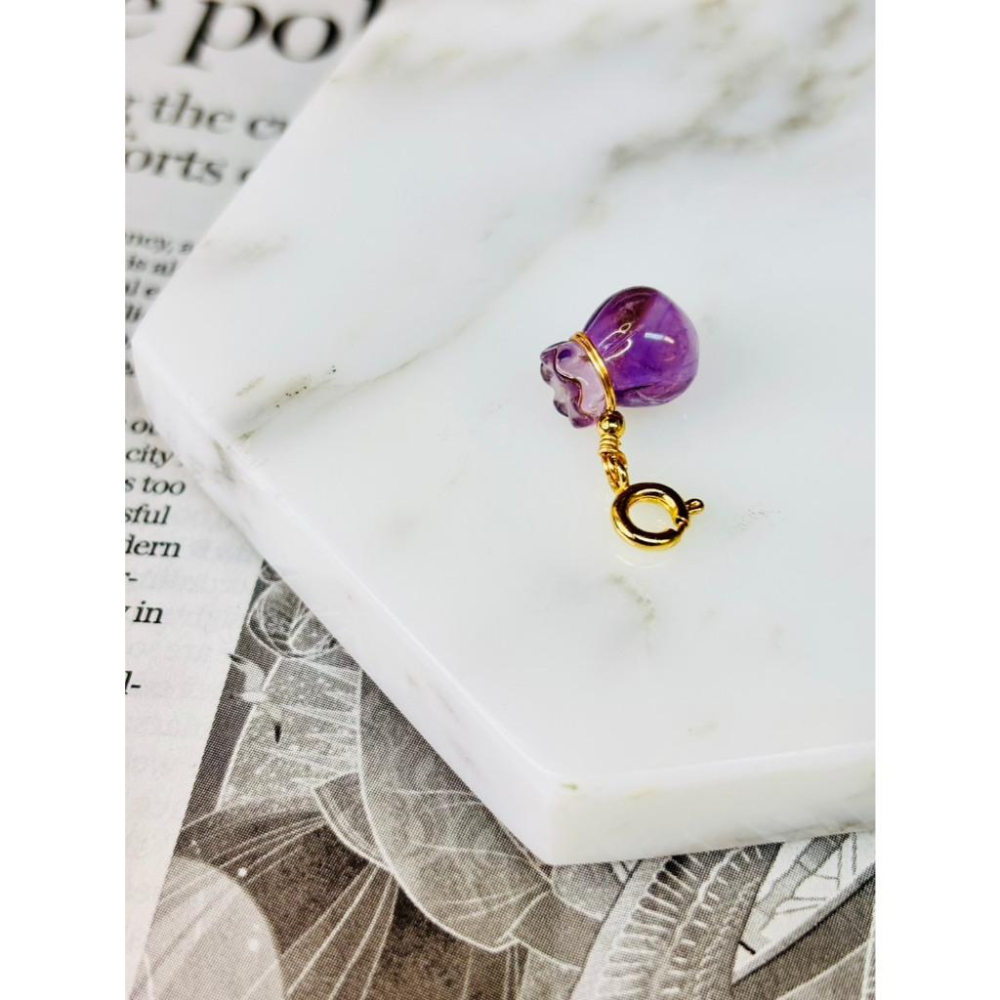 【小確幸飾品】水晶銅釦吊飾 白水晶 紫水晶 黃水晶 平安扣 福袋 古錢 葫蘆 玫瑰花 熊熊 九尾狐 貔貅 狐狸 愛心-細節圖2