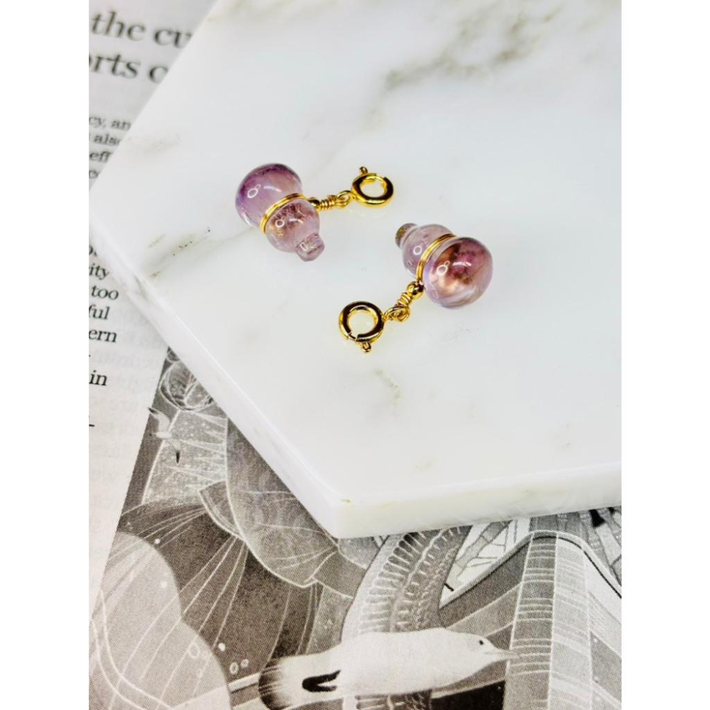 【小確幸飾品】水晶銅釦吊飾 白水晶 紫水晶 黃水晶 平安扣 福袋 古錢 葫蘆 玫瑰花 熊熊 九尾狐 貔貅 狐狸 愛心-細節圖4