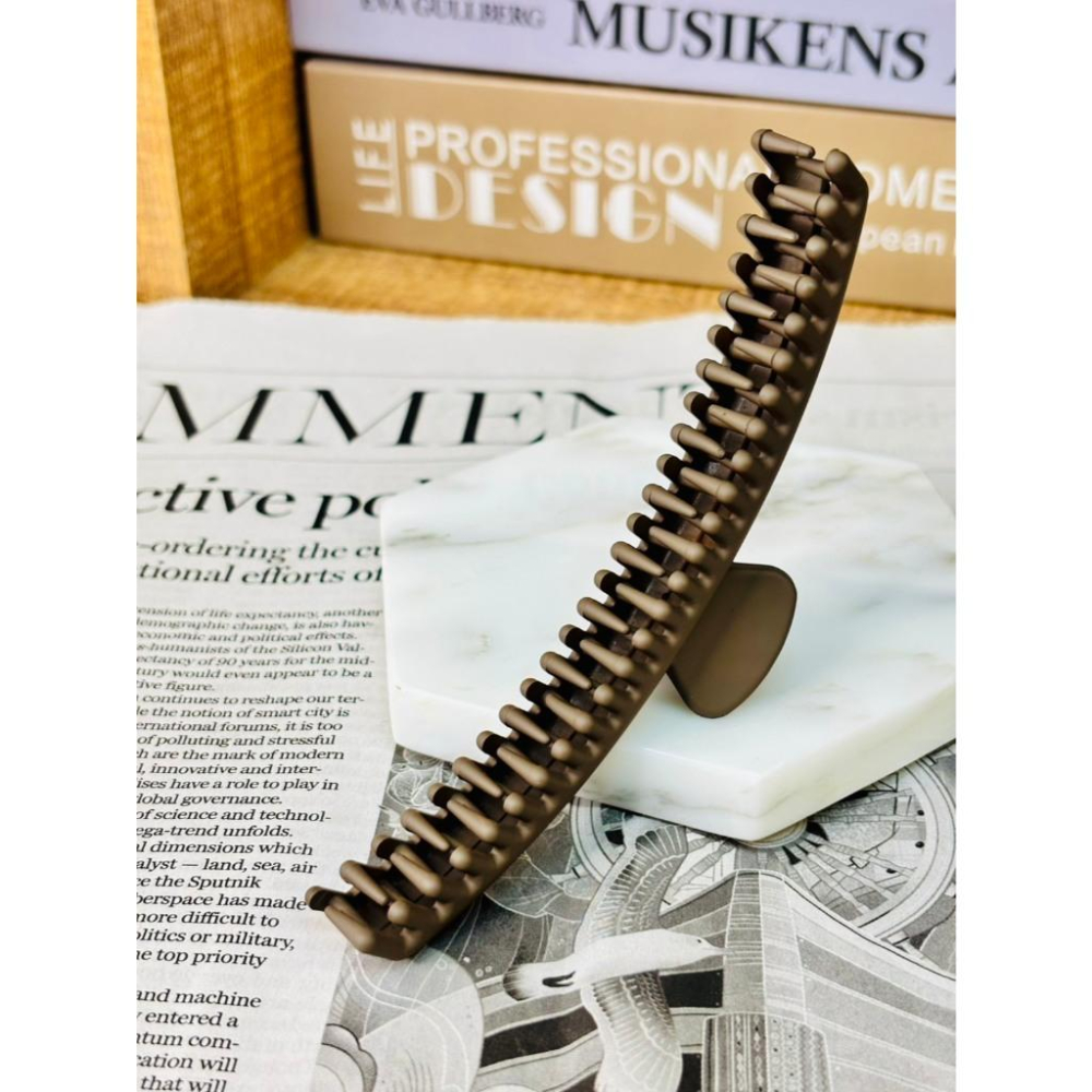 5013DE【小確幸飾品】馬尾抓夾 中型 大型 日韓 簡約 質感 米白 冰河藍 深海藍 淺咖 深咖 紫羅蘭 薄荷綠-細節圖3