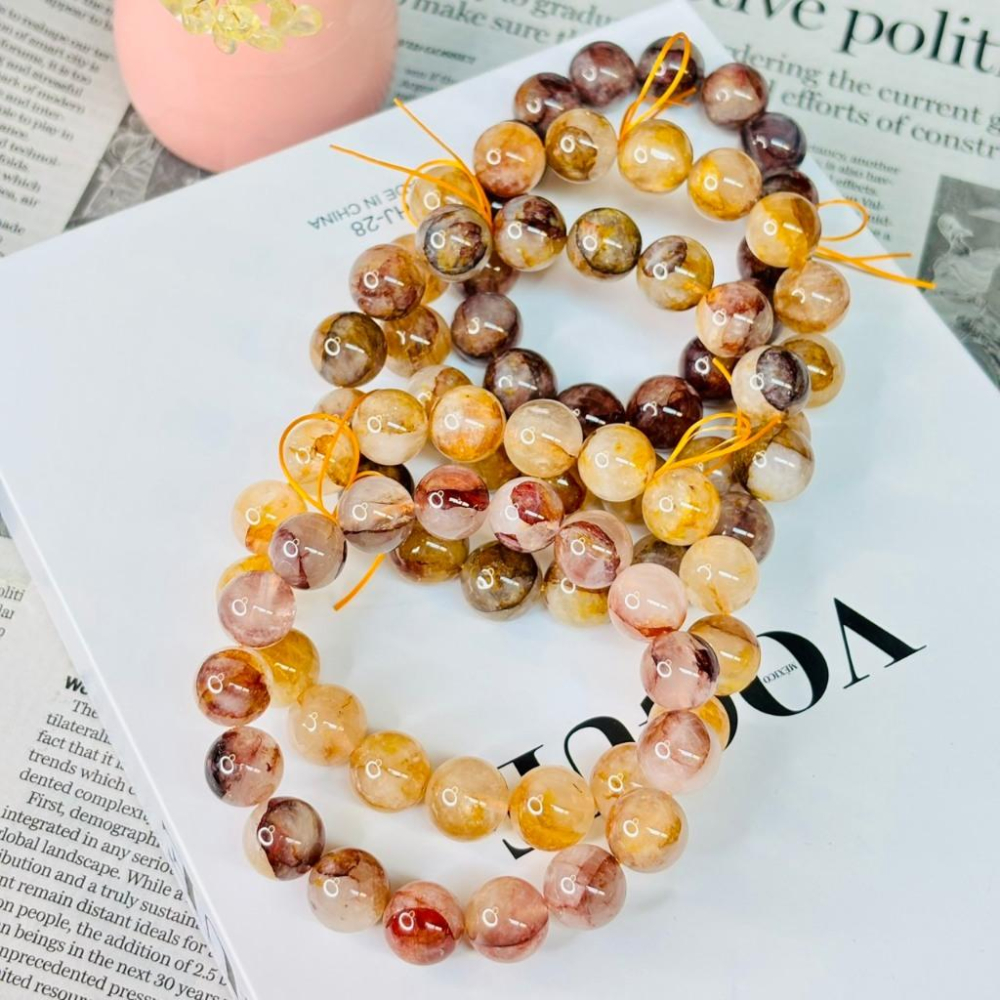 83097JU【小確幸飾品】紅黃膠花水晶手串 五行火土能量 海底胃輪療癒 天然礦石-細節圖2