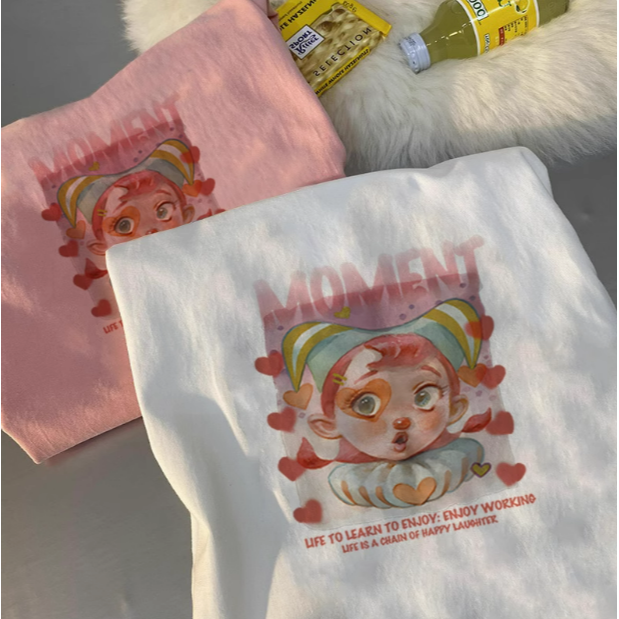 ✨台灣現貨✨ 😘100%純棉原宿潮牌甜酷風短袖T恤｜百搭印花正肩慵懶風｜二色（白/粉）-細節圖4