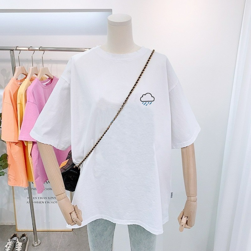 ✨台灣現貨✨韓版短袖圓領T恤｜可愛雲朵印花寬鬆短袖｜簡約百搭學生休閒上衣｜二色（白/黑）-細節圖4