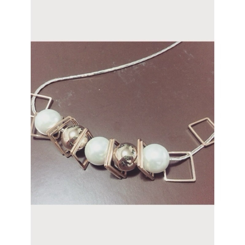 ✨台灣現貨✨😘正韓😘正方型針珠點綴項鍊｜百搭造型設計｜時尚簡約鎖骨鏈｜單色-細節圖3