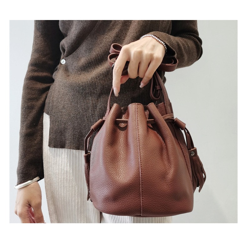 【生活好室】軟皮荔枝紋水桶包 女生包包 水桶包 真皮材質 荔枝牛皮  手提包 肩背包 女生斜背包 小水桶包 側背-細節圖5