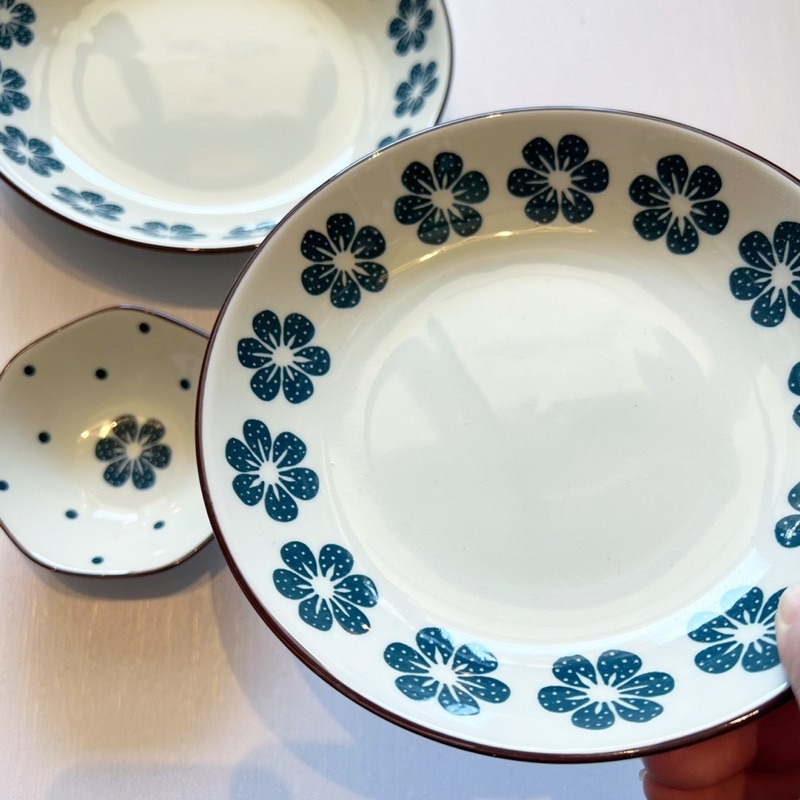 【幸沐商行】復古藍和小花餐盤 陶瓷盤 深盤 7寸盤 8寸盤 醬料碗碟 碟子 盤子 民宿 餐廳 盤子 加厚餐盤 陶瓷碟-細節圖5