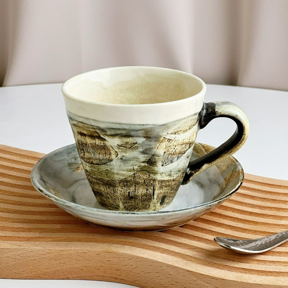 【幸沐商行】日本製窯變志野杯盤組 250ml容量 咖啡杯 拿鐵杯 14cm杯盤 水杯 茶杯 陶瓷杯 日本-細節圖5