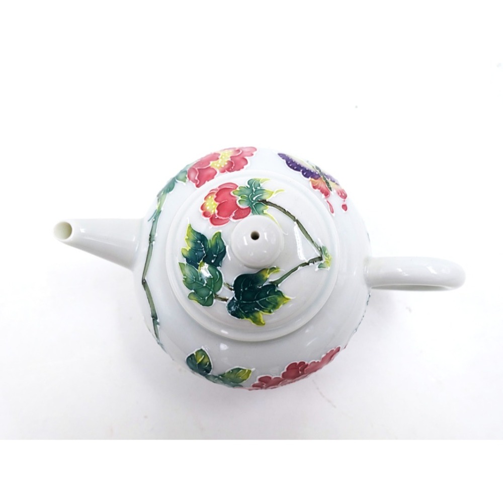 故宮御用國寶彩繪大師-林春香 牡丹花蝶壺 茶壺 瓷器 茶具 收藏 招財法華瓷 泡茶高級瓷器 贈禮 茶壺禮盒 年節 餽贈-細節圖2
